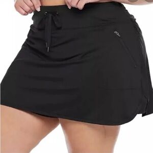Women’s Tek Gear Highrise Black Skort Size Small